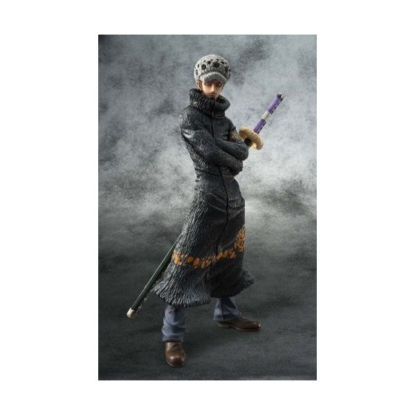 Megahouse – Figurine en PVC Trafalgar Law de One Piece Ancien modèle 