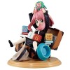 REOZIGN Spy x Family Anya Forger Anime Action Figurine, 16cm / 6.3inch Anya Personnage Figurine PVC Statue Collections Décora