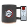 Paladone Tasse Demon Slayer avec boucle doreille Tanjiro Hanafuda pour poignée, 450 ml, tasse en céramique pour les fans de 