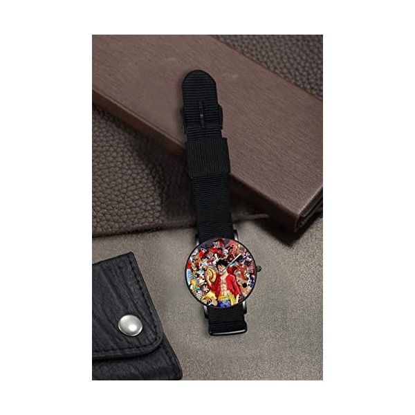 Anime One Piece Hommes et Femmes Montre en Acier Inoxydable Cadran Noir Montre Quartz Bracelet Nylon, Noir , Sangle