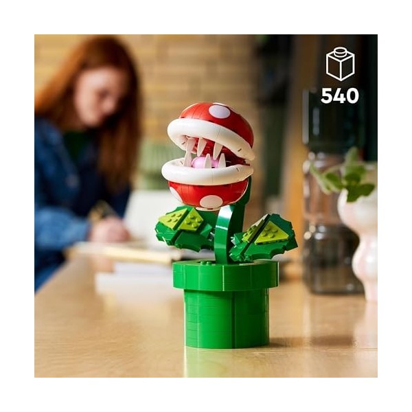 LEGO 71426 Super Mario Plante Piranha, Figurine Articulée avec Tuyau et 2 Pièces de Monnaie, Kit de Modelage pour Adultes, Dé